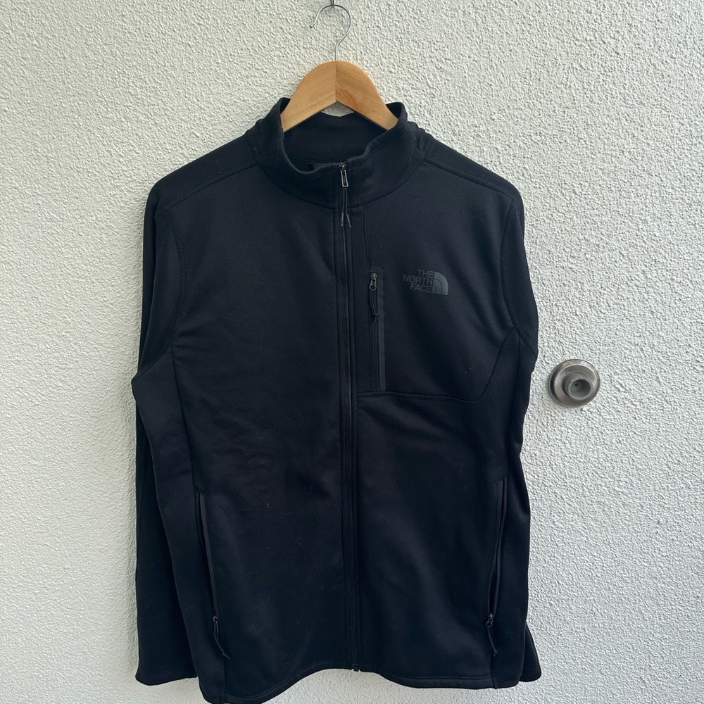 North face zip up jacket men’s medium